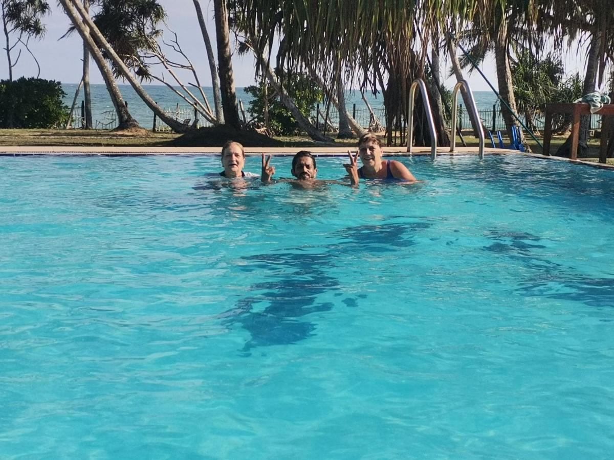 Helios Beach Resort Tangalle Exterior foto