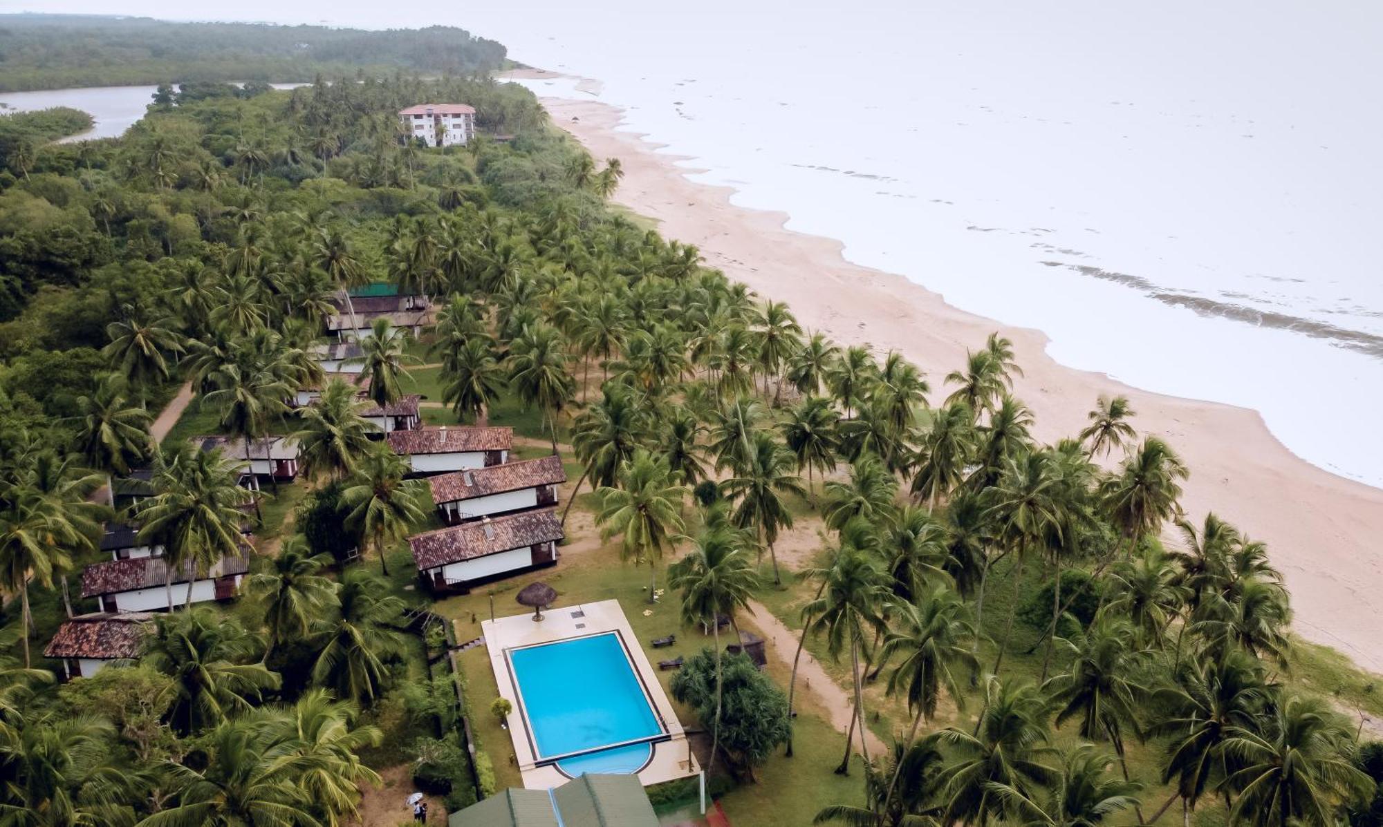 Helios Beach Resort Tangalle Exterior foto